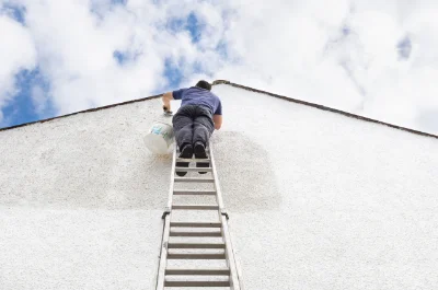 Peinture extérieure à Roussieux — façades et ravalement